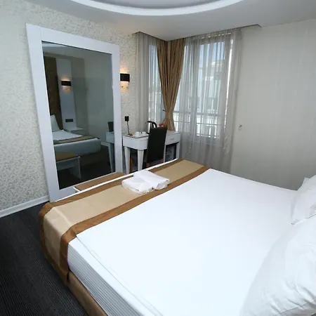 Grand Silay Hotell 2*