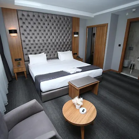 Grand Silay Hotell 2*