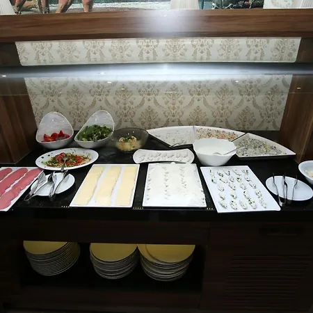 Grand Silay Hotell