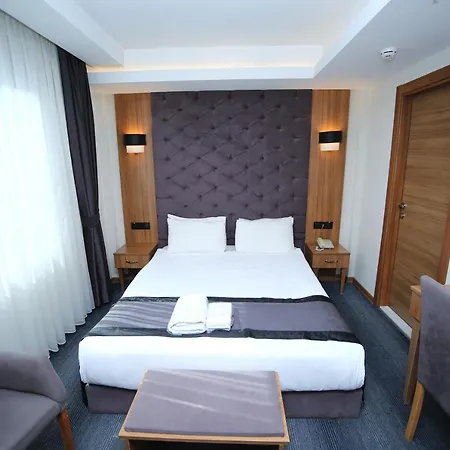 Hotel Grand Silay 2*