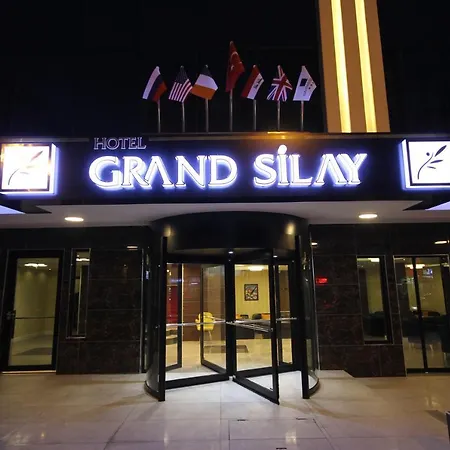 Grand Silay Hotel